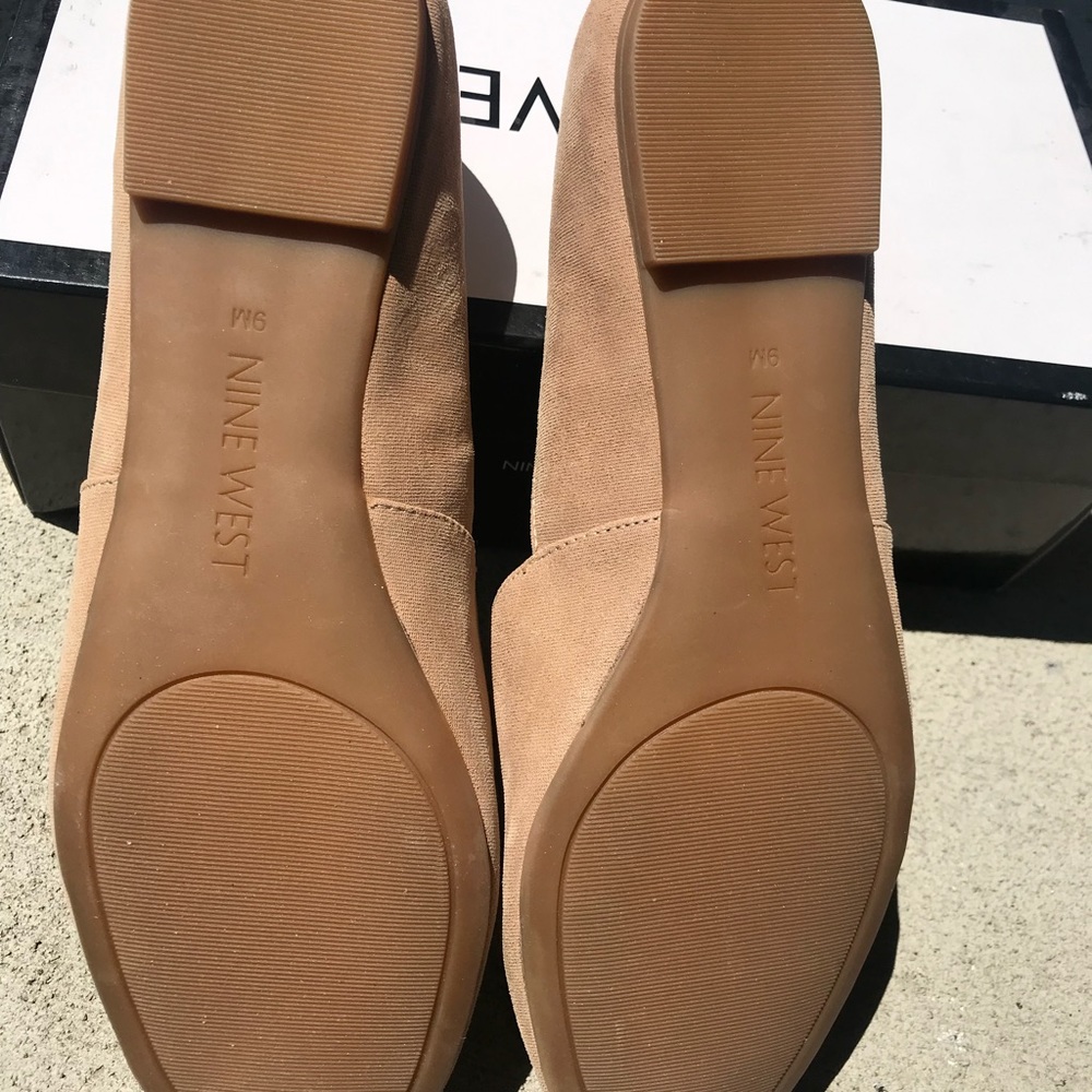 Nine West Gold ballet flats - Picture 3 of 4